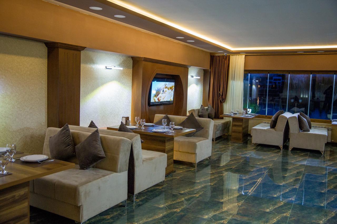 Semeni Hotel & Restaurant Mingachevir Exterior photo