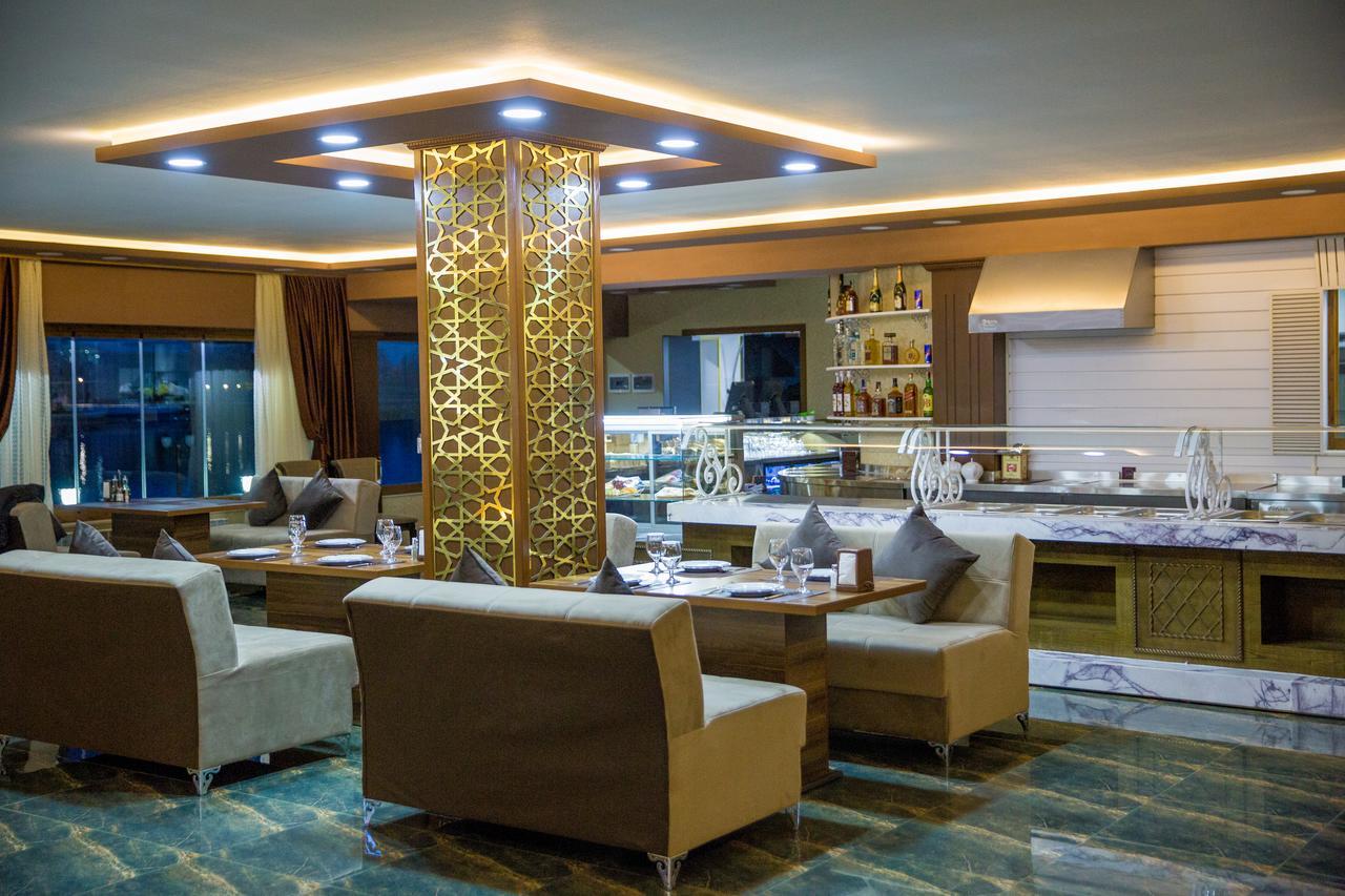 Semeni Hotel & Restaurant Mingachevir Exterior photo